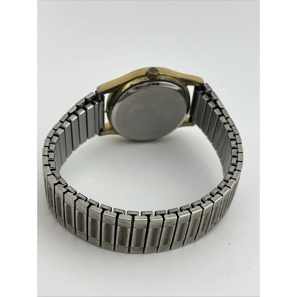 Cherokee Watch Men 32mm Gold Case Silver Stretch Band- New‎ Battery